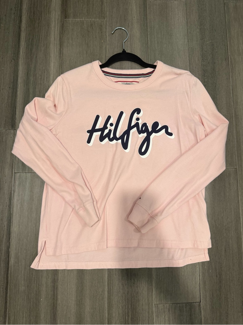 Tommy Hilfiger Light Pink Crewneck Sweatshirt with Navy Script Logo
